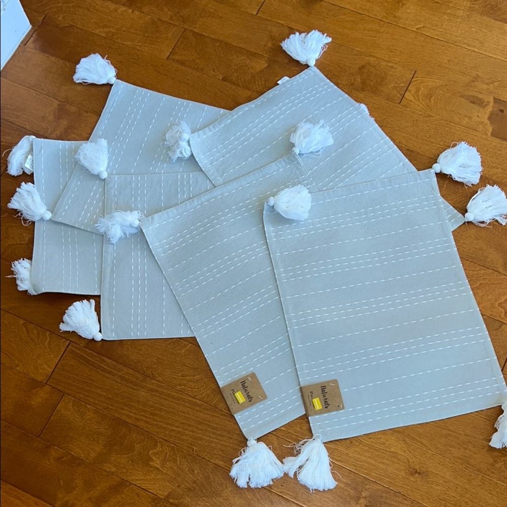 Placemat with Tassels set of 6